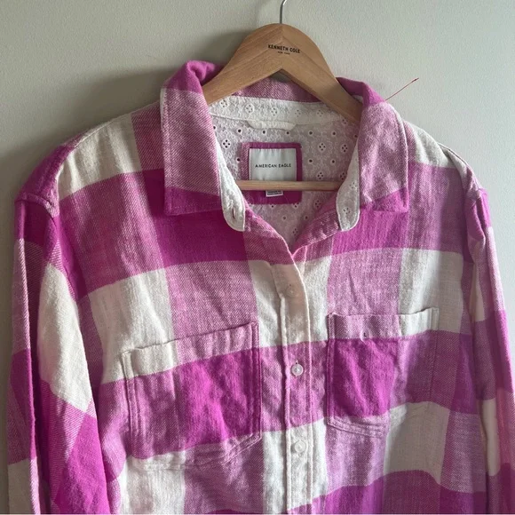 American Eagle Outfitters Pink Tan Plaid Flannel Button Up Shirt Large NWOT - Picture 2 of 9